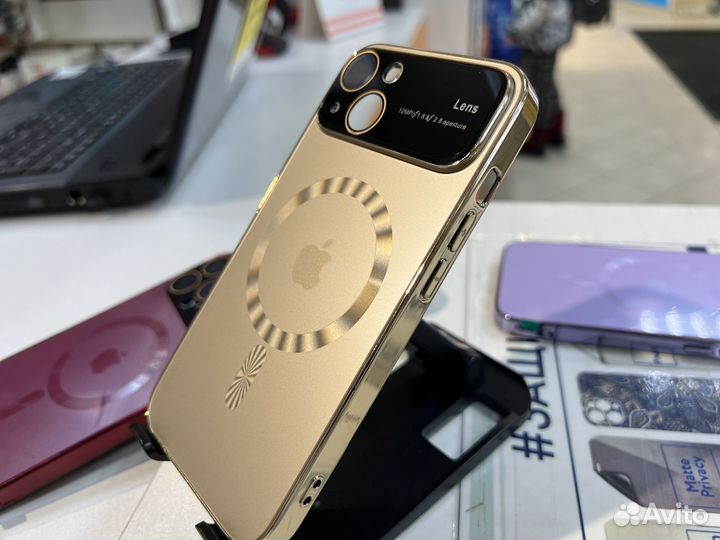 Чехол для iPhone 13 с magsafe много