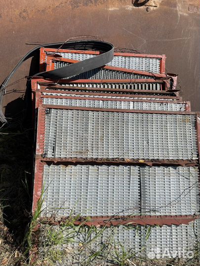 Продается запчасти на комбайн нива