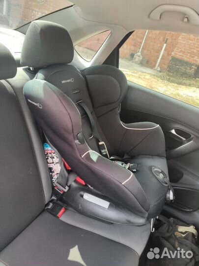 Детское автокресло Bebe confort Iseos Neo