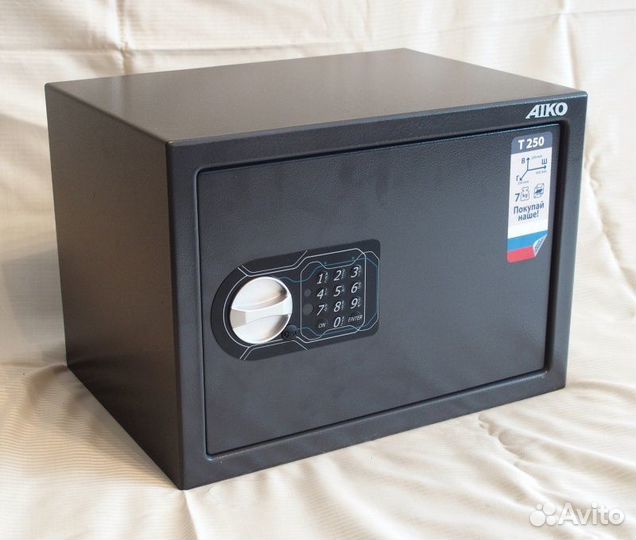 Сейф металлический