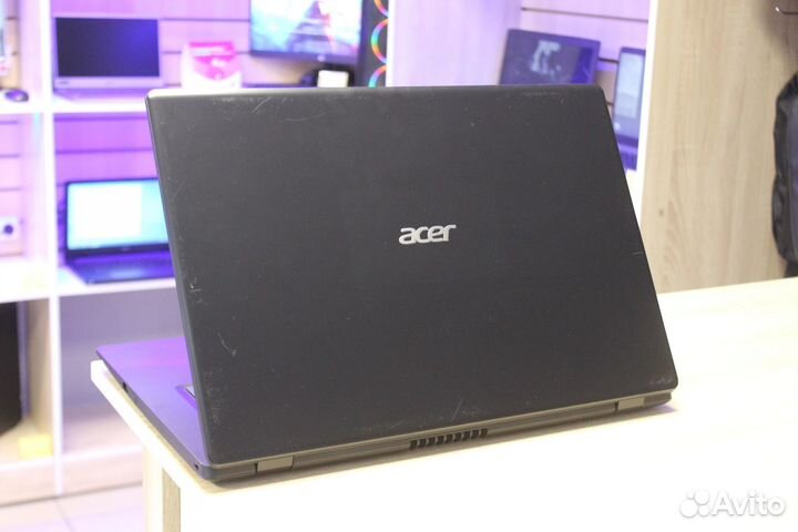 Свежий 4-ёх ядерный Acer с большим экраном 17.3