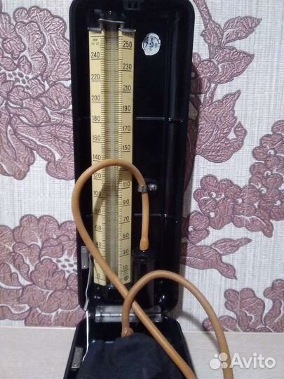 Тонометр старинный