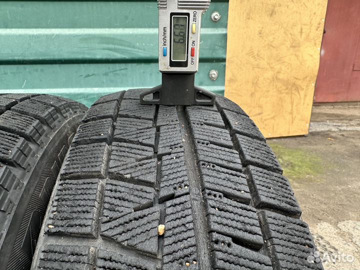 Bridgestone Blizzak Revo GZ 175/70 R14