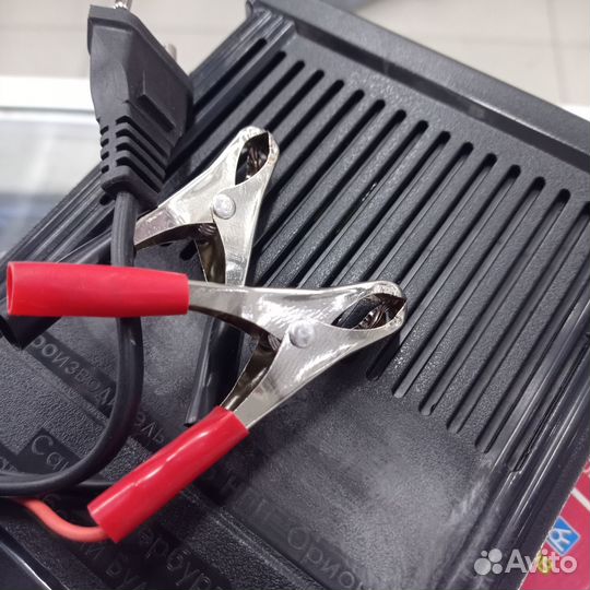 Зарядное устройство орион PW150