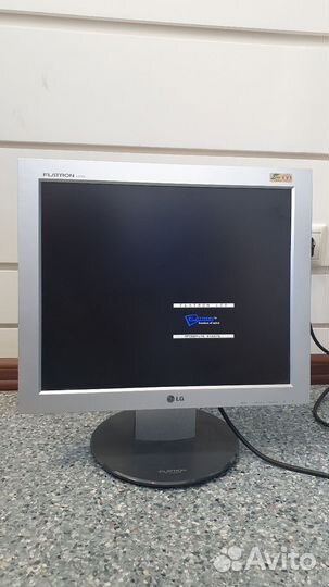 Монитор LG flatron L 1730 S