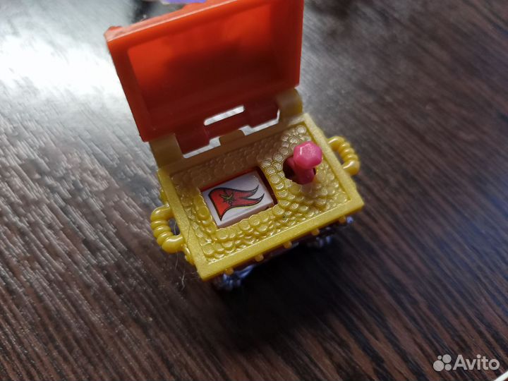 Игрушки из киндера