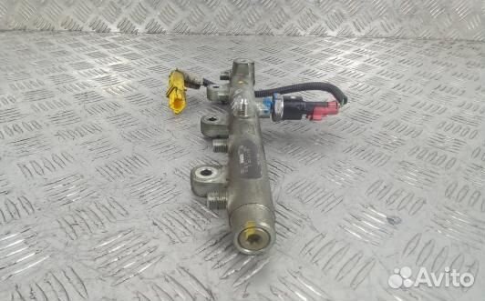 Топливная рампа дизельная peugeot 307 (SBE06BB01)