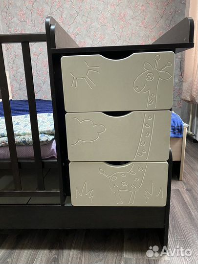 Детская кроватка трансформер с маятником