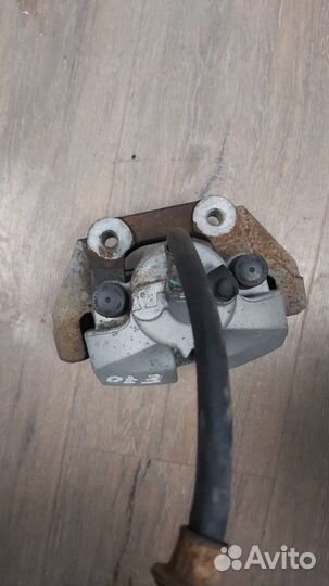 Суппорт тормозной задний правый Bmw X5 4.8I E70