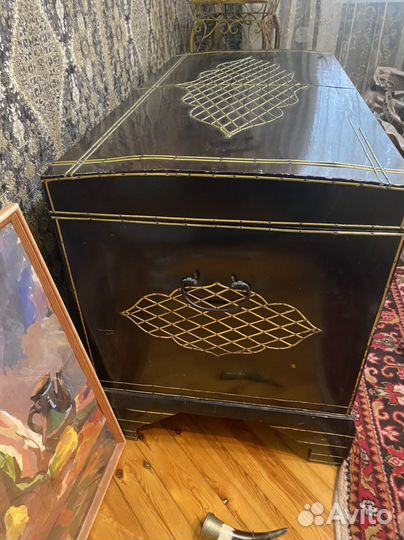 Сундук деревянный большой