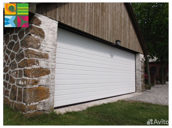 Секционные ворота для гаража alutech