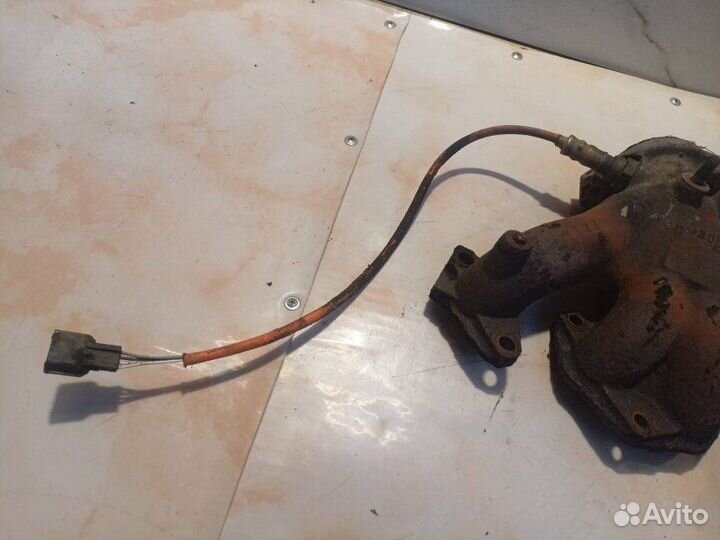 Выпускной коллектор Renault Logan K7M 710 2007