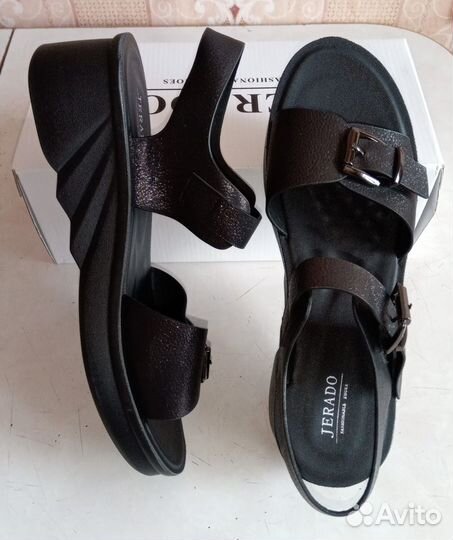 Новые вещи. Цена договорная