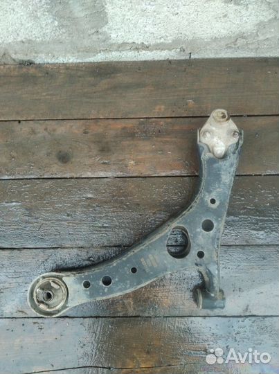 Рычаг подвески нижний передний правый Lifan Х60