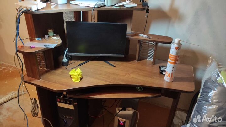 Компьютерный стол бу