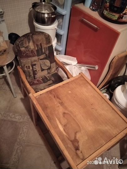 Детский деревянный стульчик