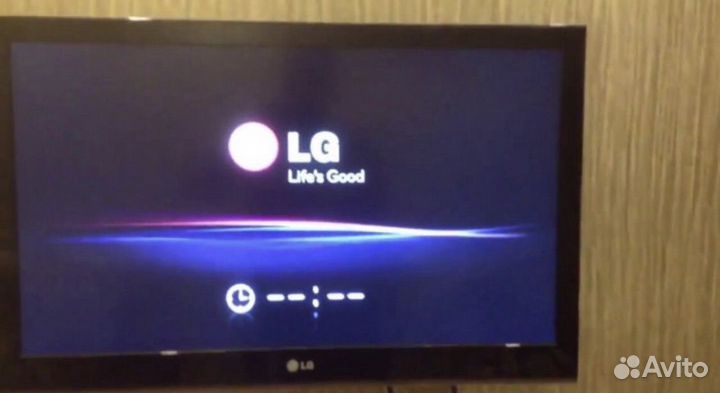 Телевизор LG 42LS560T