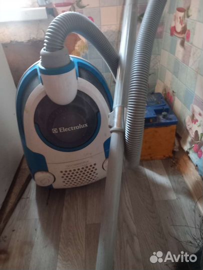 Пылесос электролюкс бу