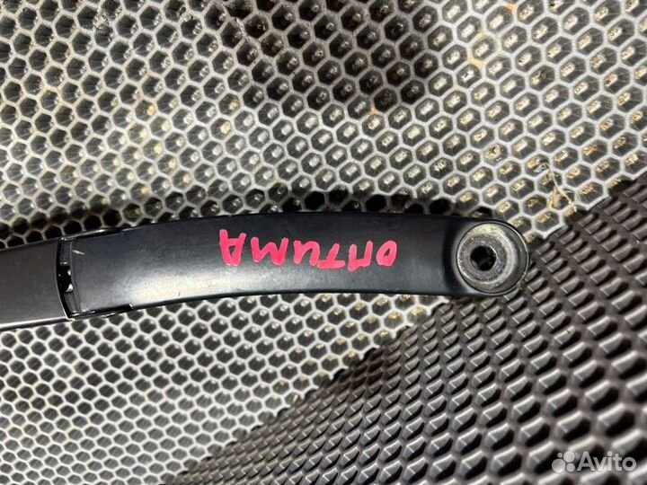 Поводок дворников правый Kia Optima 4 JF G4ND 2.0