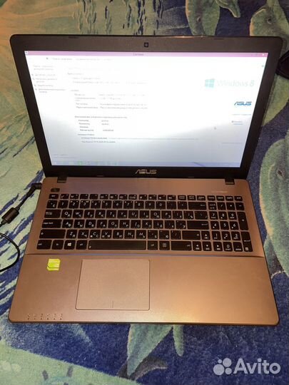 Ноутбук asus X550C