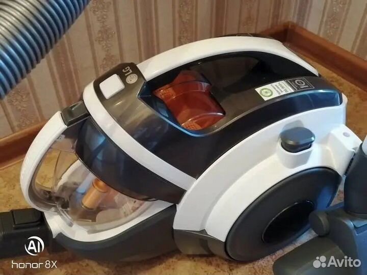 Пылесос LG VK89181DNS Kompressor