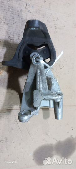 Подушка двс Honda Accord CU2 (Заднее)