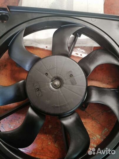 Вентилятор охлаждения двигателя Renault Duster