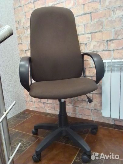 Компьютерный стул