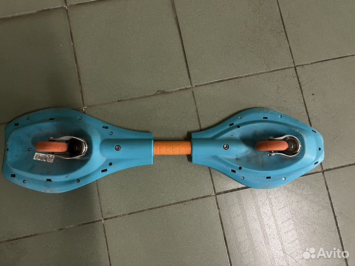 Вейвборд Razor RipStik