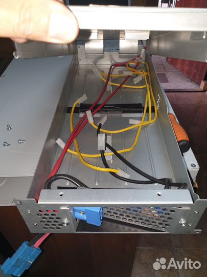 Ибп APC smart ups 3000RMI2U серверный