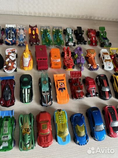 Hot wheels машинки