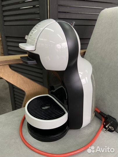 Капсульная кофемашина dolce gusto