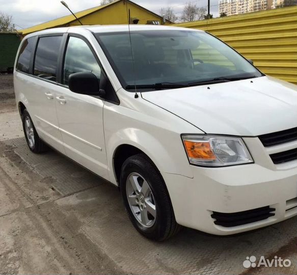 Капот Dodge Caravan 2007-2022