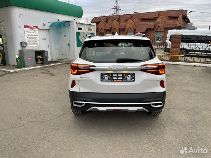 Kia Seltos 2.0 CVT, 2022, 11 км