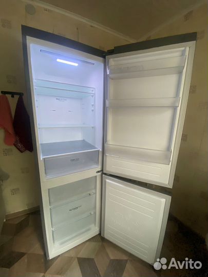 Холодильник LG