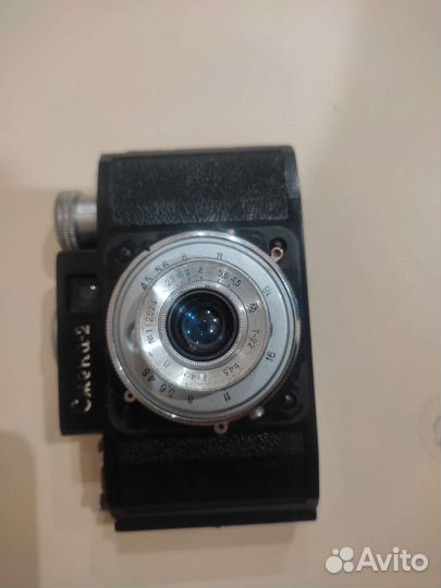 Плёночный фотоаппарат Смена-2