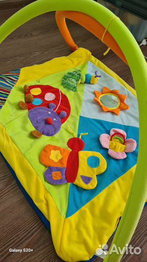 Развивающий коврик +игрушки