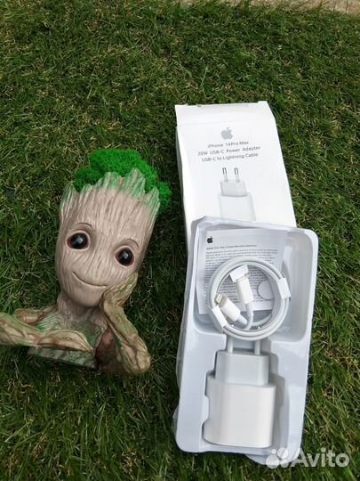 Зарядка на iPhone