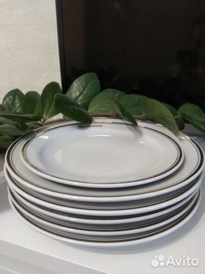 Тарелка фарфоровая Ильменау гдр