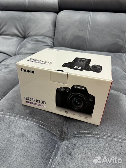 Canon EOS 850D кит