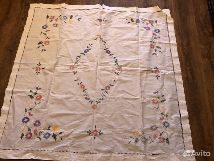 Скатерть старинная с вышивкой