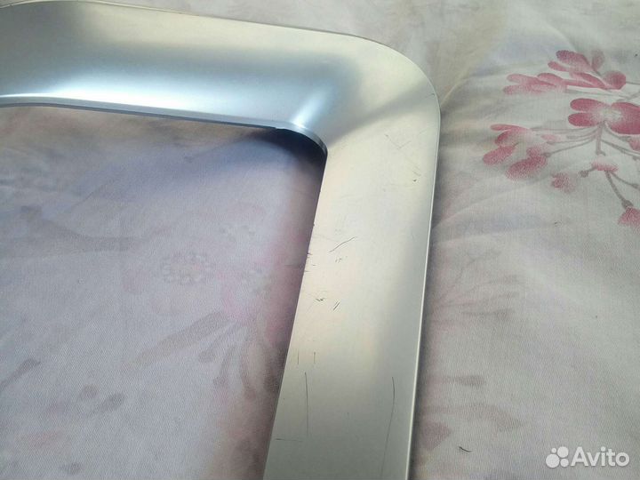 Подставка от LG 42LN570V с крепежом