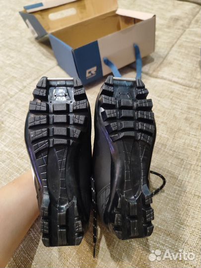 Лыжные ботинки детские утеплённые 31 р