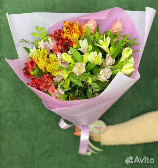 Букет из альстромерий