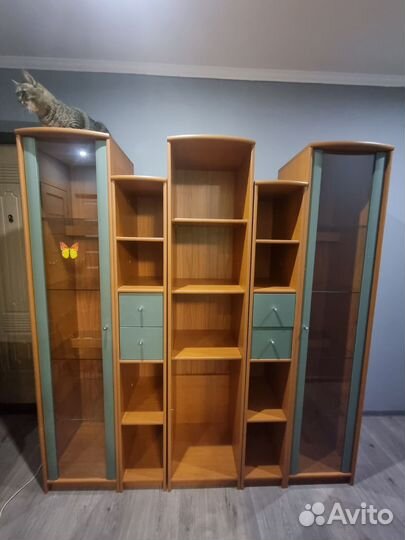 Сервант - стенка в гостиную