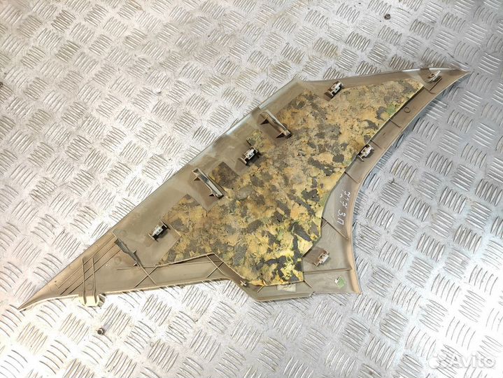 Обшивка стойки правая Kia Magentis 2000-2005