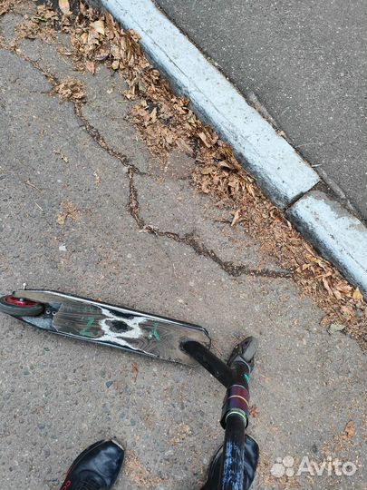 Трюковой самокат