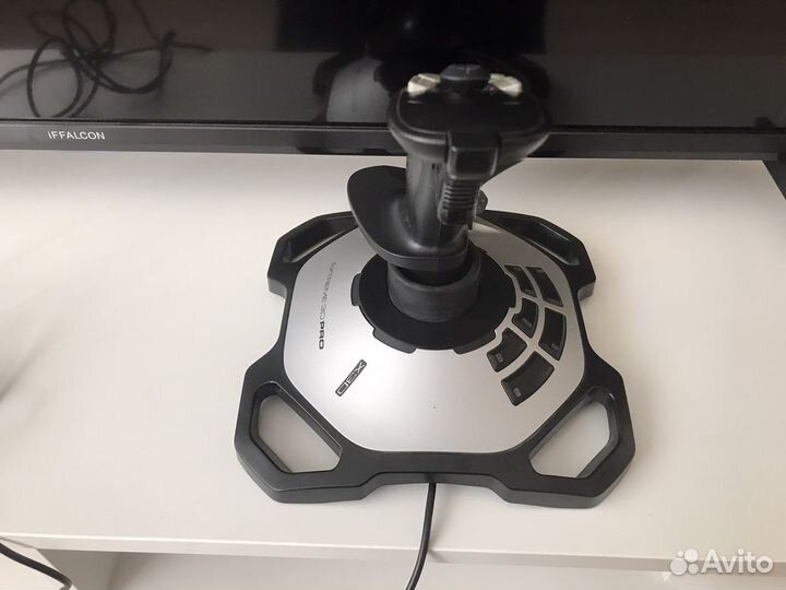 Джойстик Logitech Extreme 3D pro