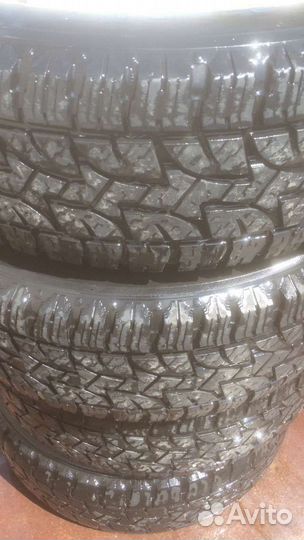 Contyre Cross Road 215/65 R16