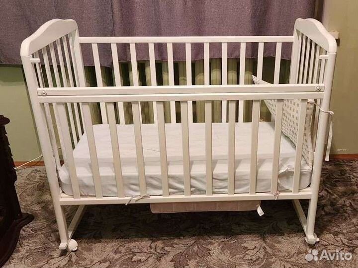 Детская кровать с матрасом